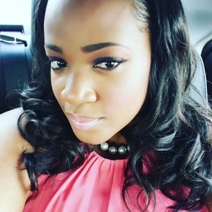 Meet your Posher, Candi